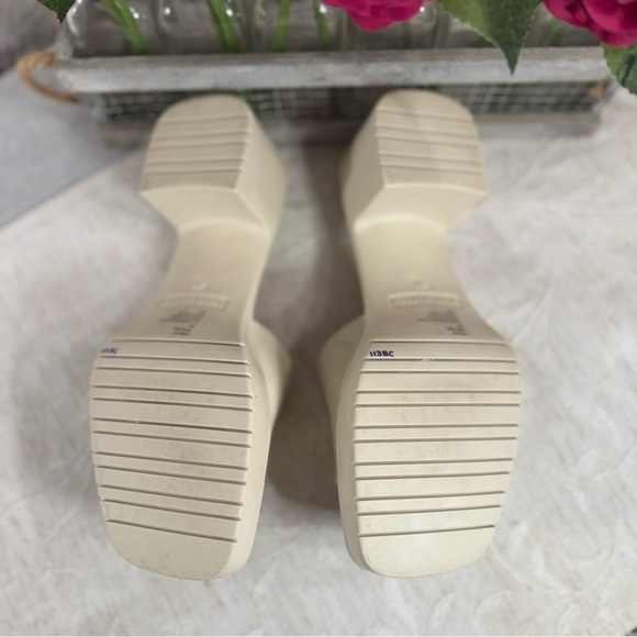 Steve Madden Women's Harlin Block Heel Slip-on Sandal Off White Size 8 - Picture 8 of 9